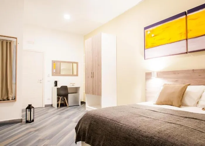 Demi Rooms Napoli
